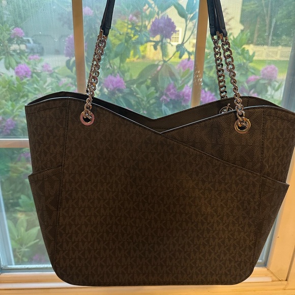 Michael Kors Bag - Picture 2 of 3